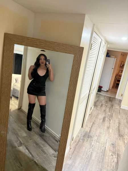 Photo 4 of KAROL LATIN GIRL